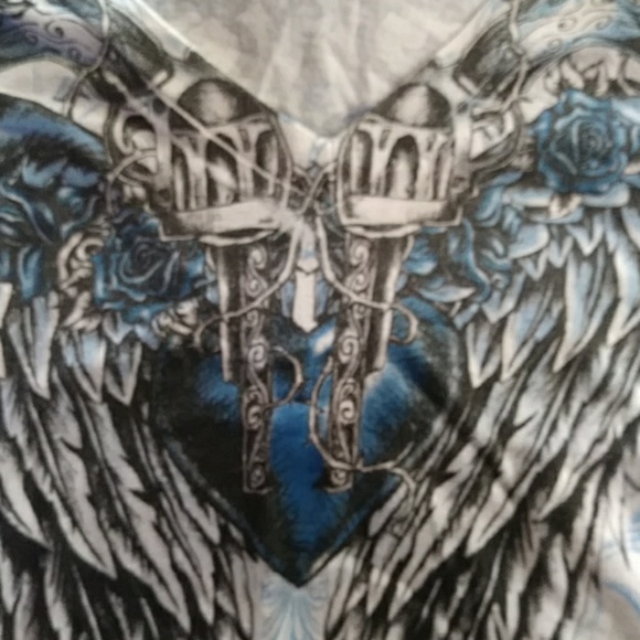 Womens graphic tee - Picture 2 of 4